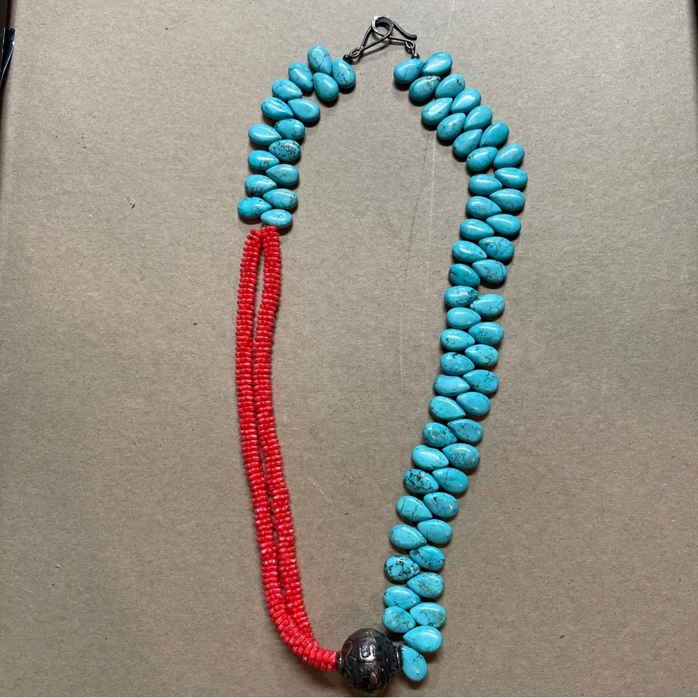 Turquoise Color / howlite And Red Orange Glass Necklace W/Big Silver Tone Beads